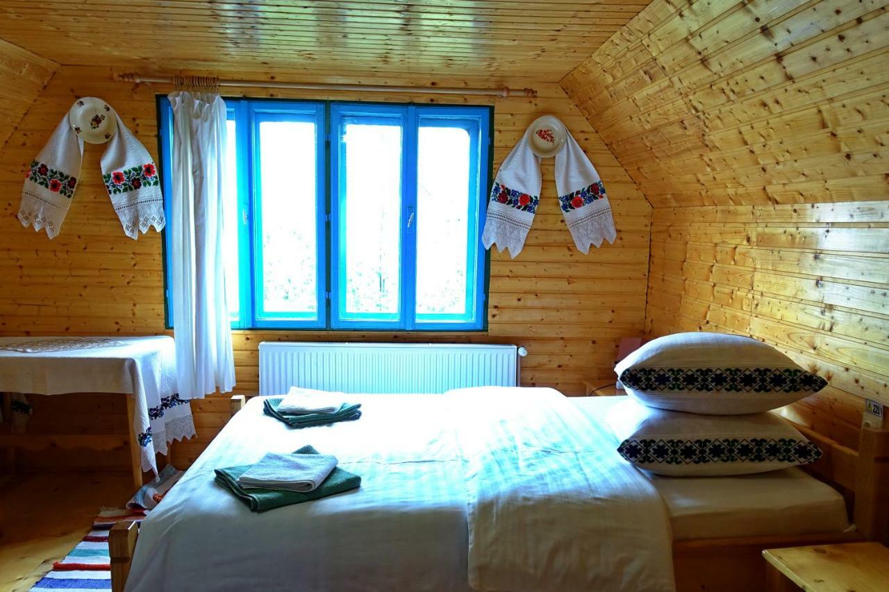 Breb 418, Casa Opris Guest House ภายนอก รูปภาพ